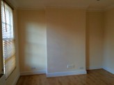 3 Bed Maisonette - Middle Bedroom